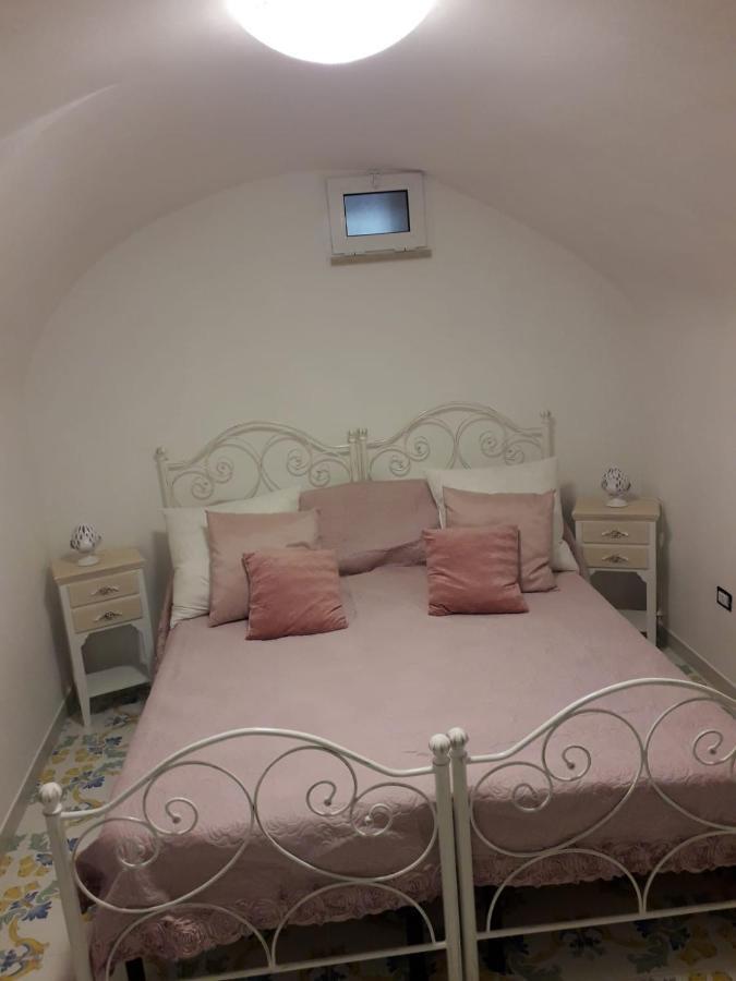 Casa Vacanze Vico Verona 7 Oria  Extérieur photo